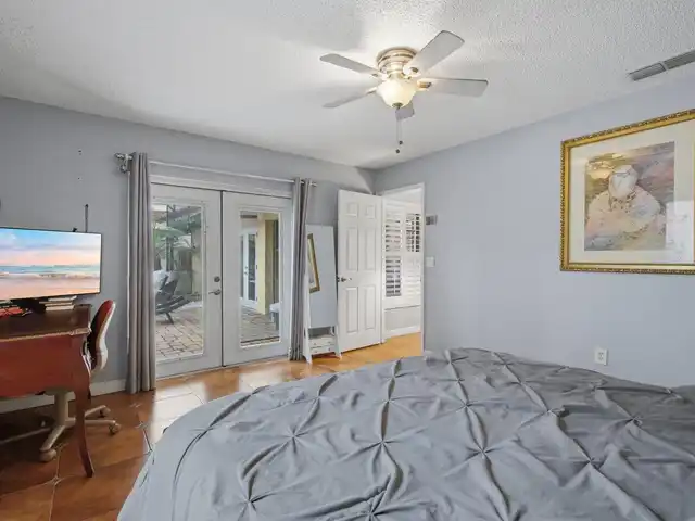 Listing Photo 14
