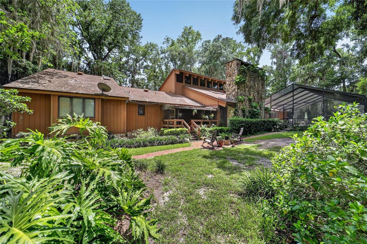 Listing Photo 17