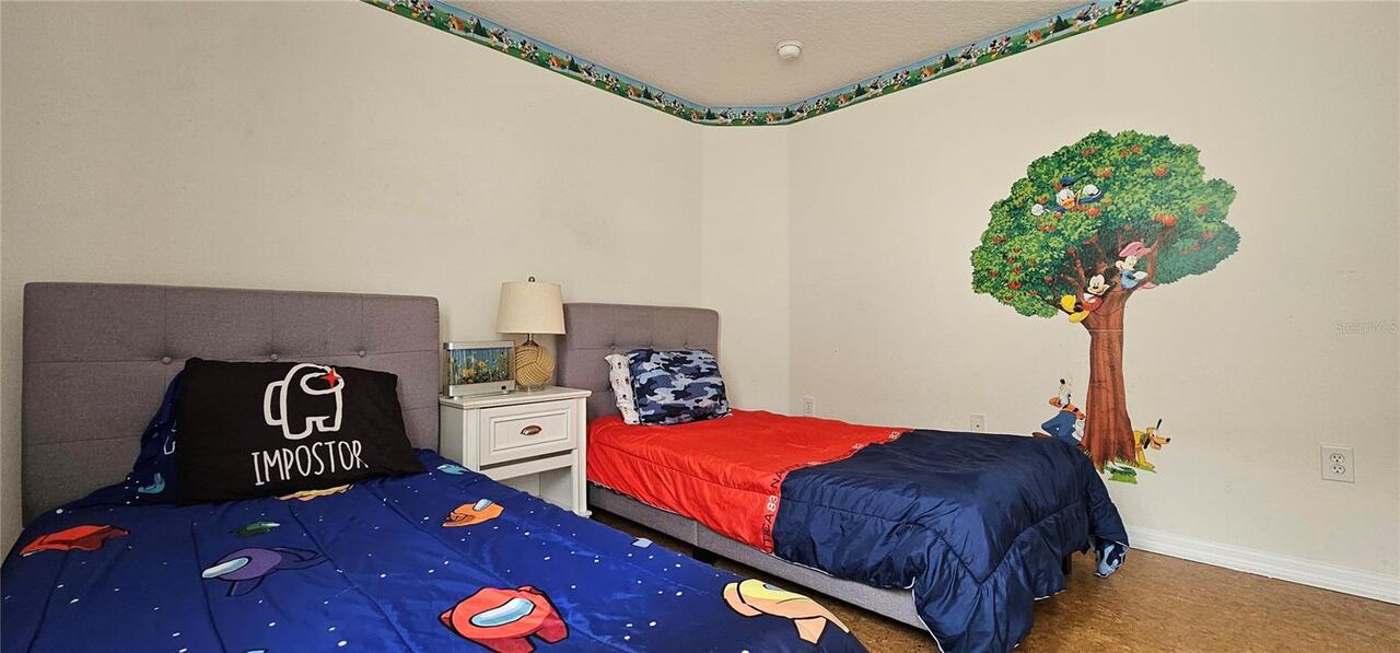 Listing Photo 16