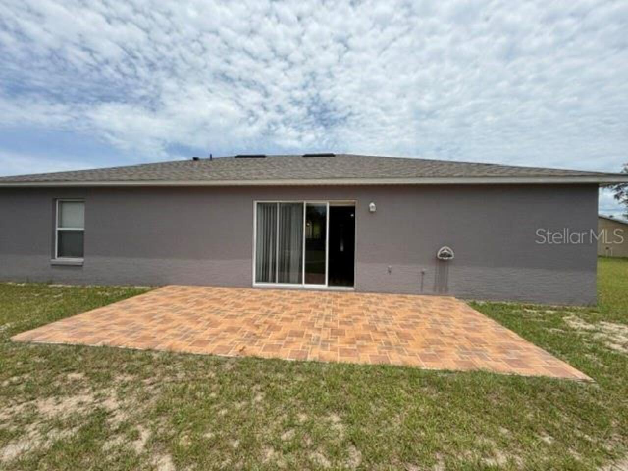 Listing Photo 9