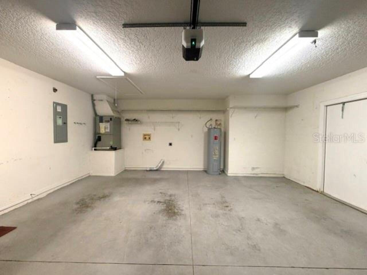 Listing Photo 11