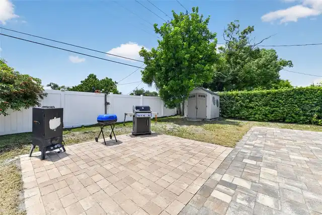 Listing Photo 17