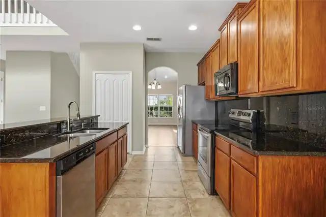 Listing Photo 8