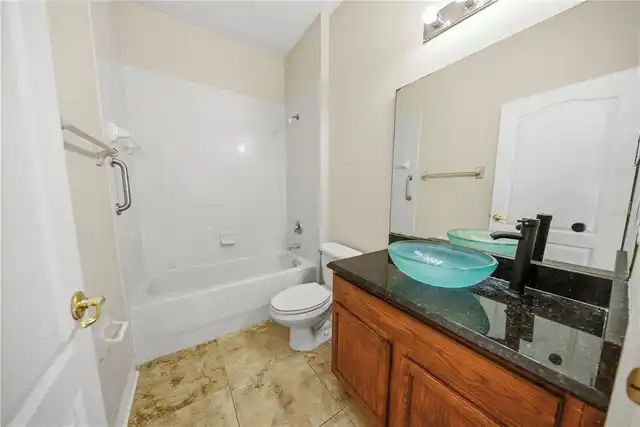 Listing Photo 19