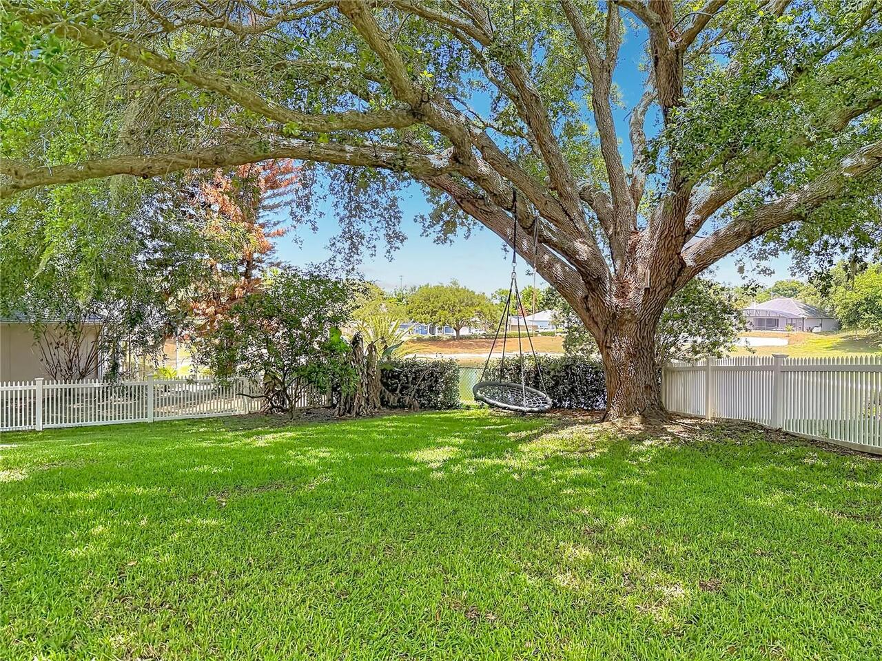 Listing Photo 37