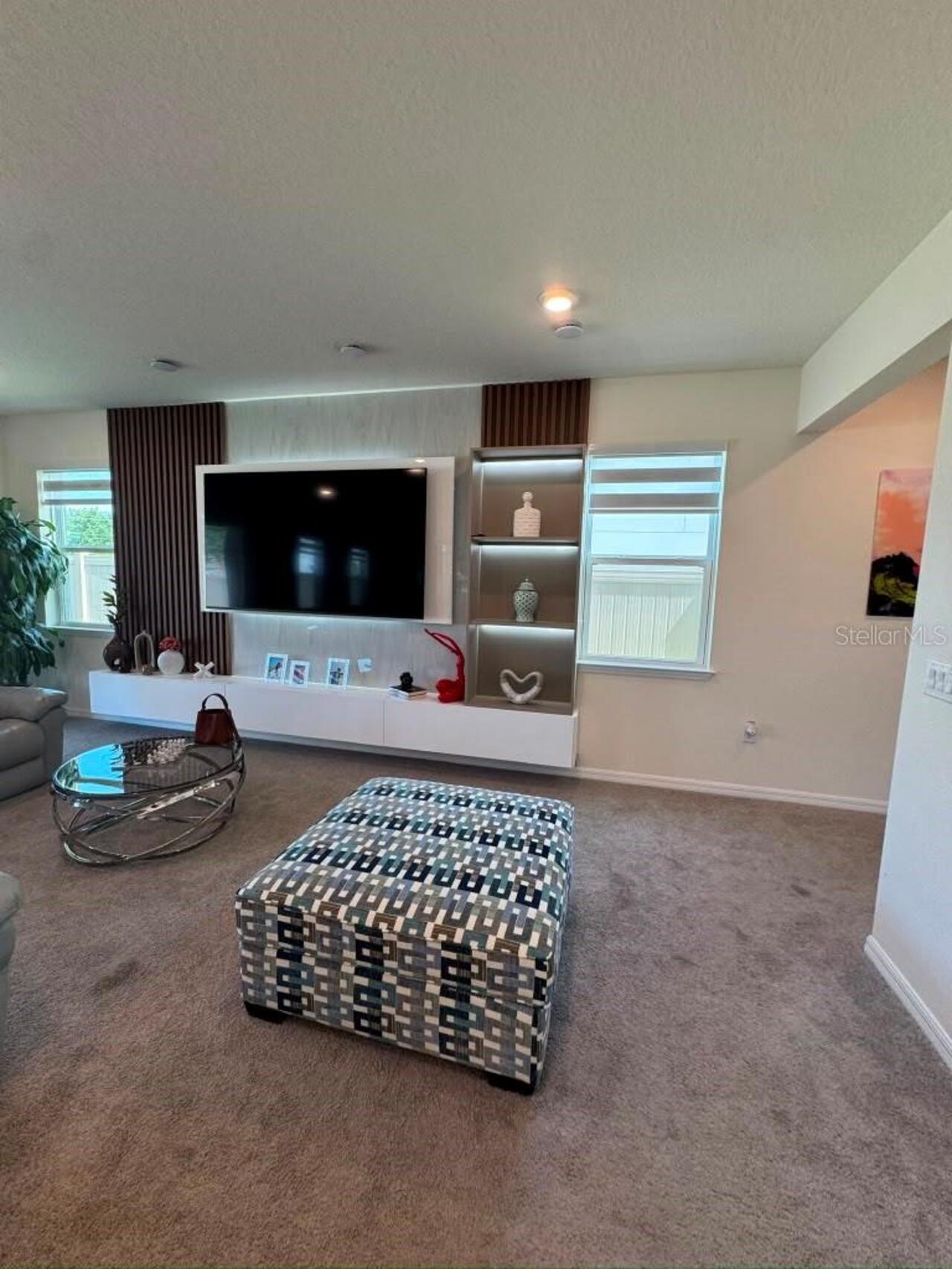 Listing Photo 9
