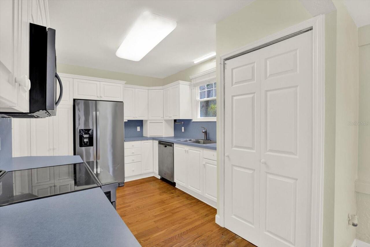 Listing Photo 15