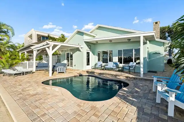 Listing Photo 34