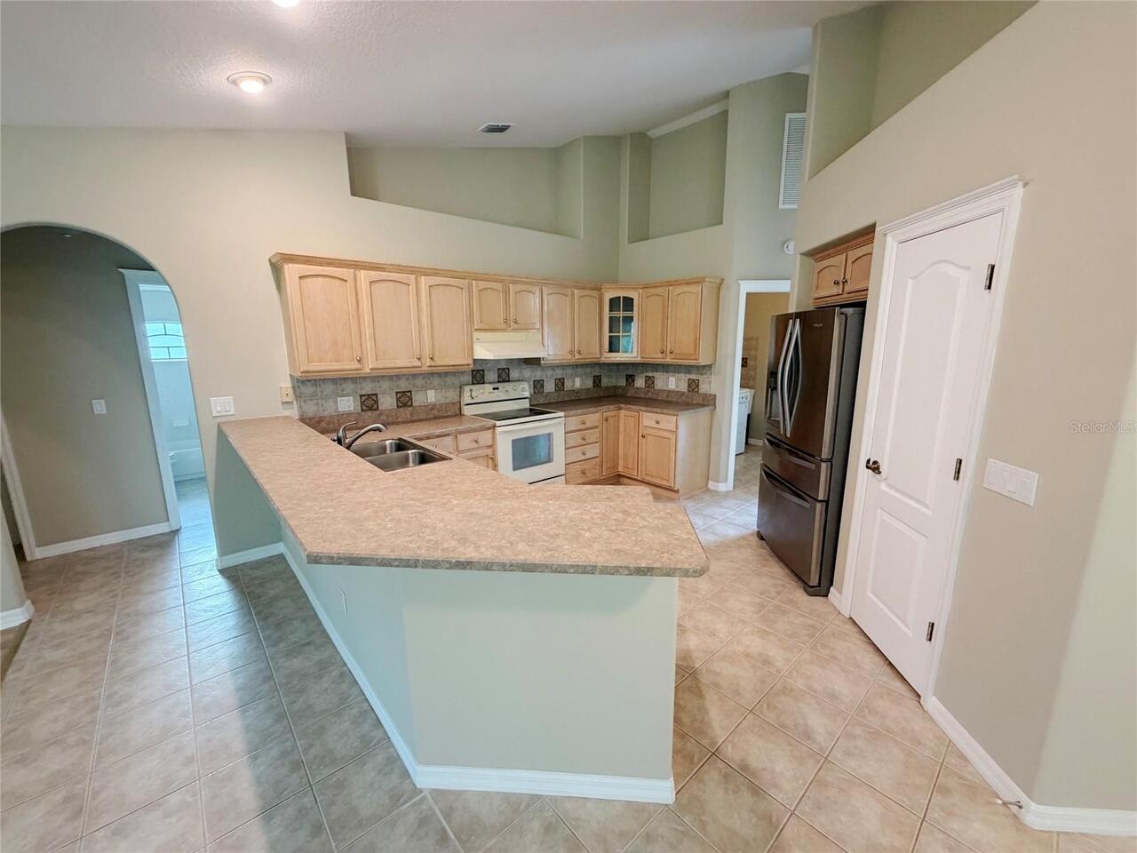 Listing Photo 9