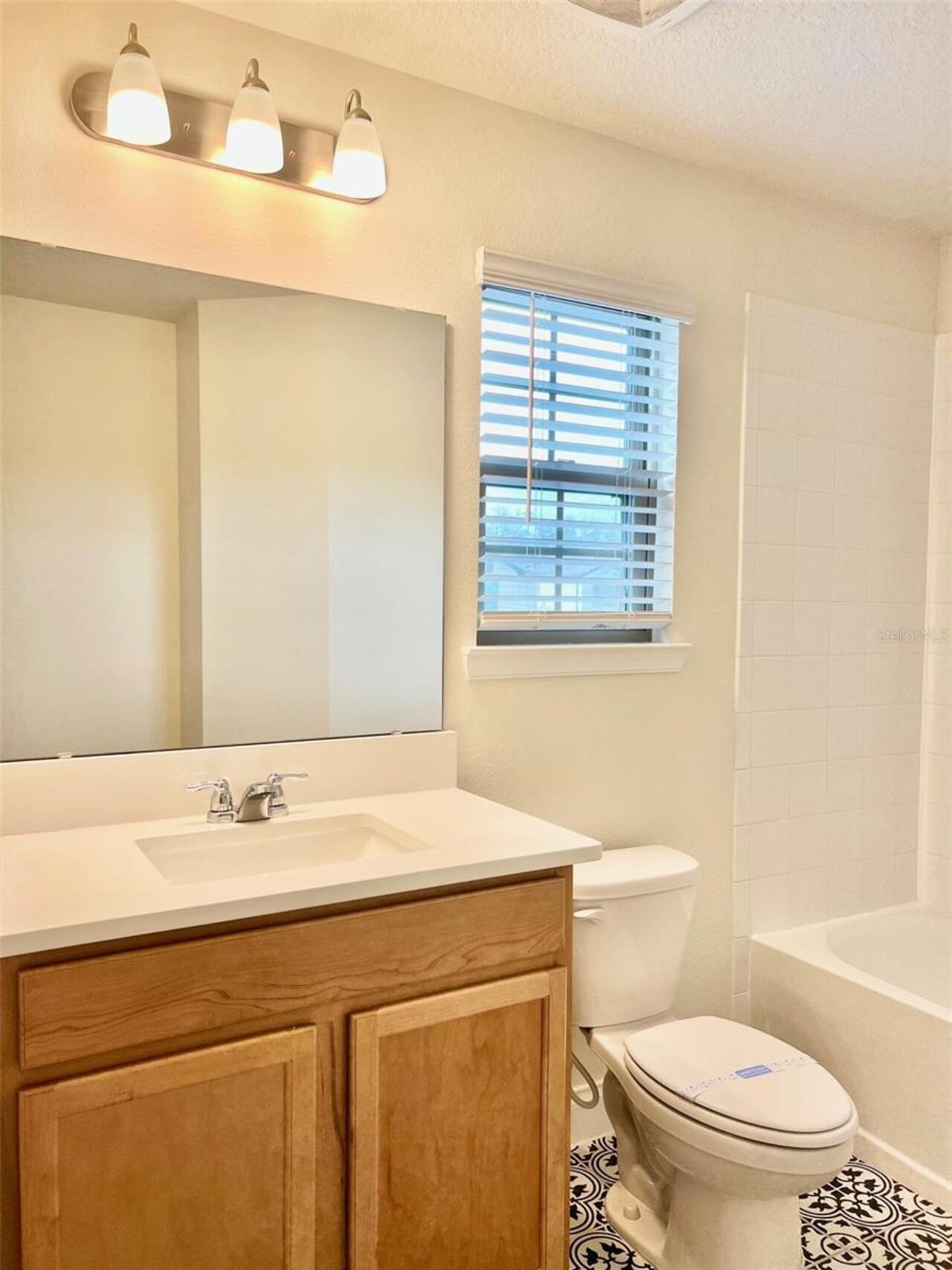 Listing Photo 28