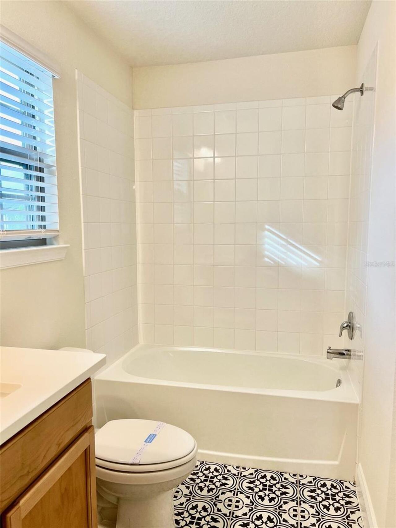 Listing Photo 29