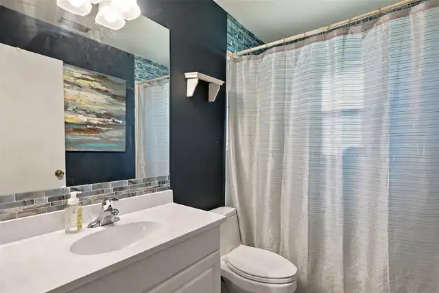 Listing Photo 15