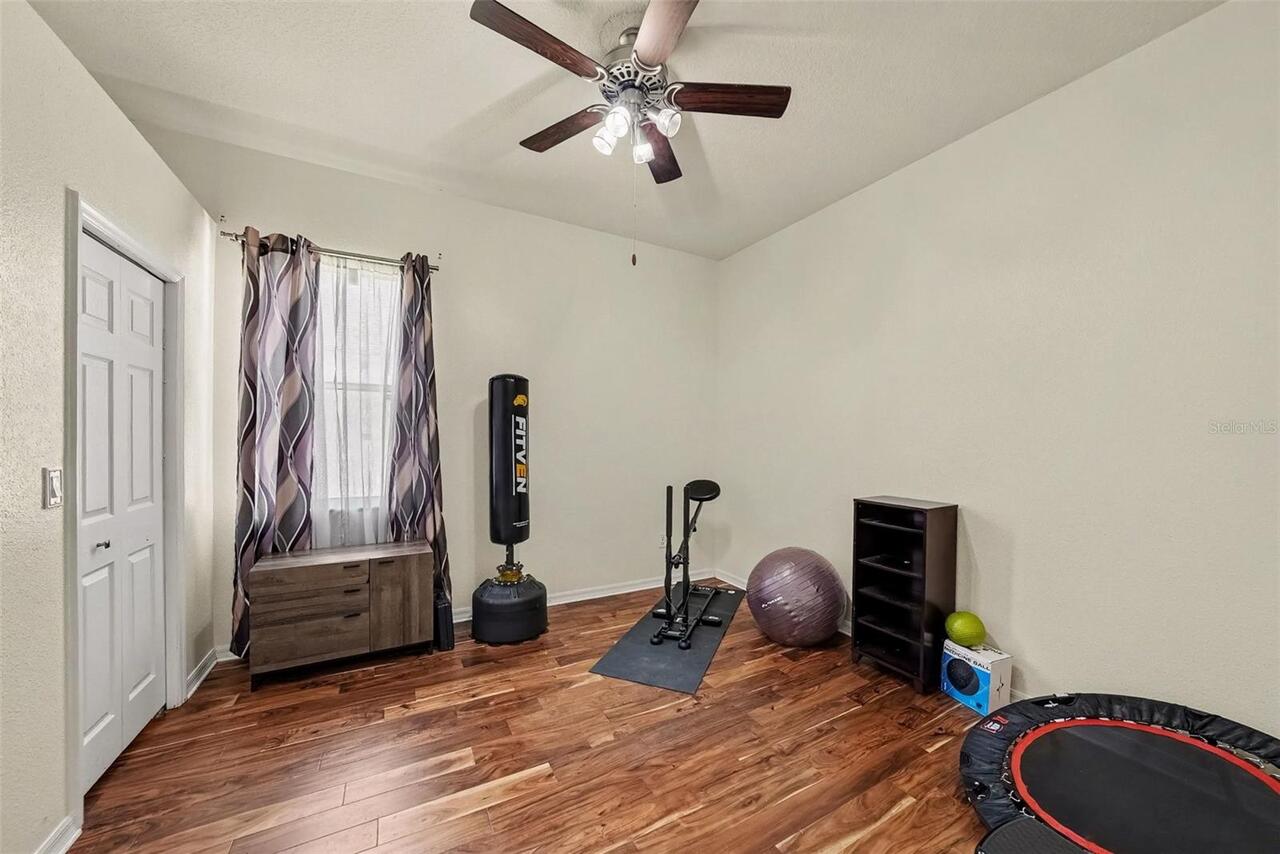 Listing Photo 16