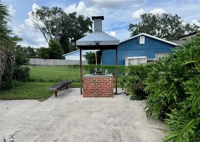 Listing Photo 22
