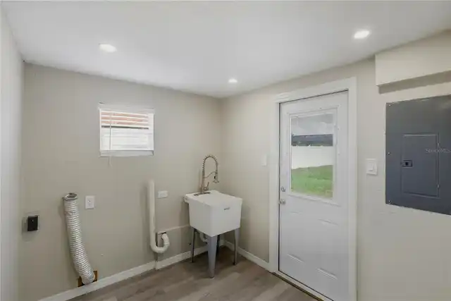 Listing Photo 28