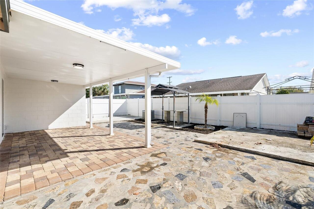 Listing Photo 22