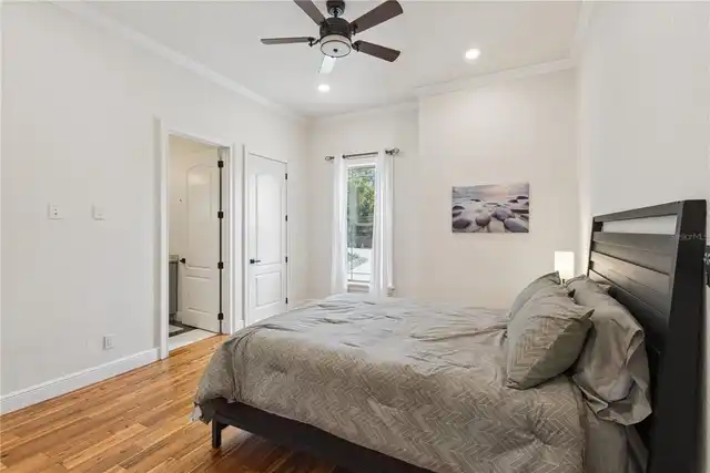 Listing Photo 16