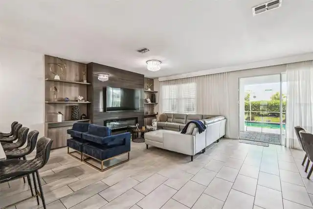 Listing Photo 19