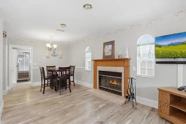 Listing Photo 8