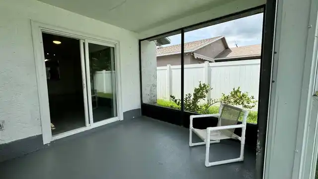 Listing Photo 10