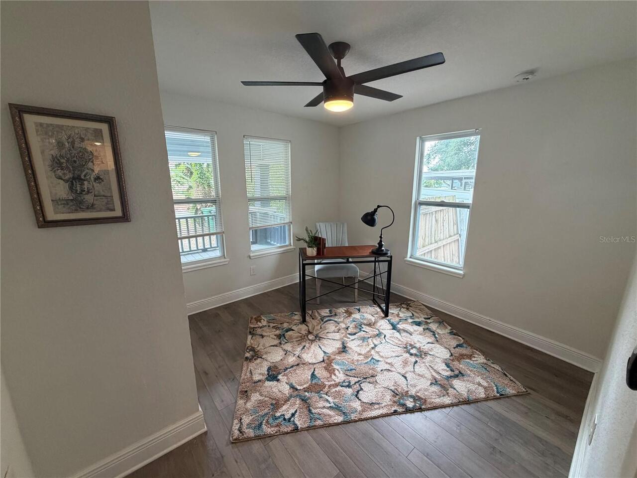 Listing Photo 8