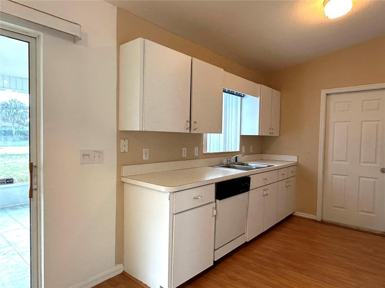 Listing Photo 7