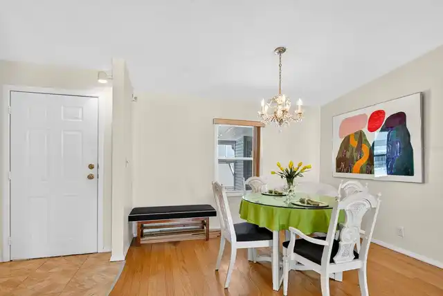 Listing Photo 8