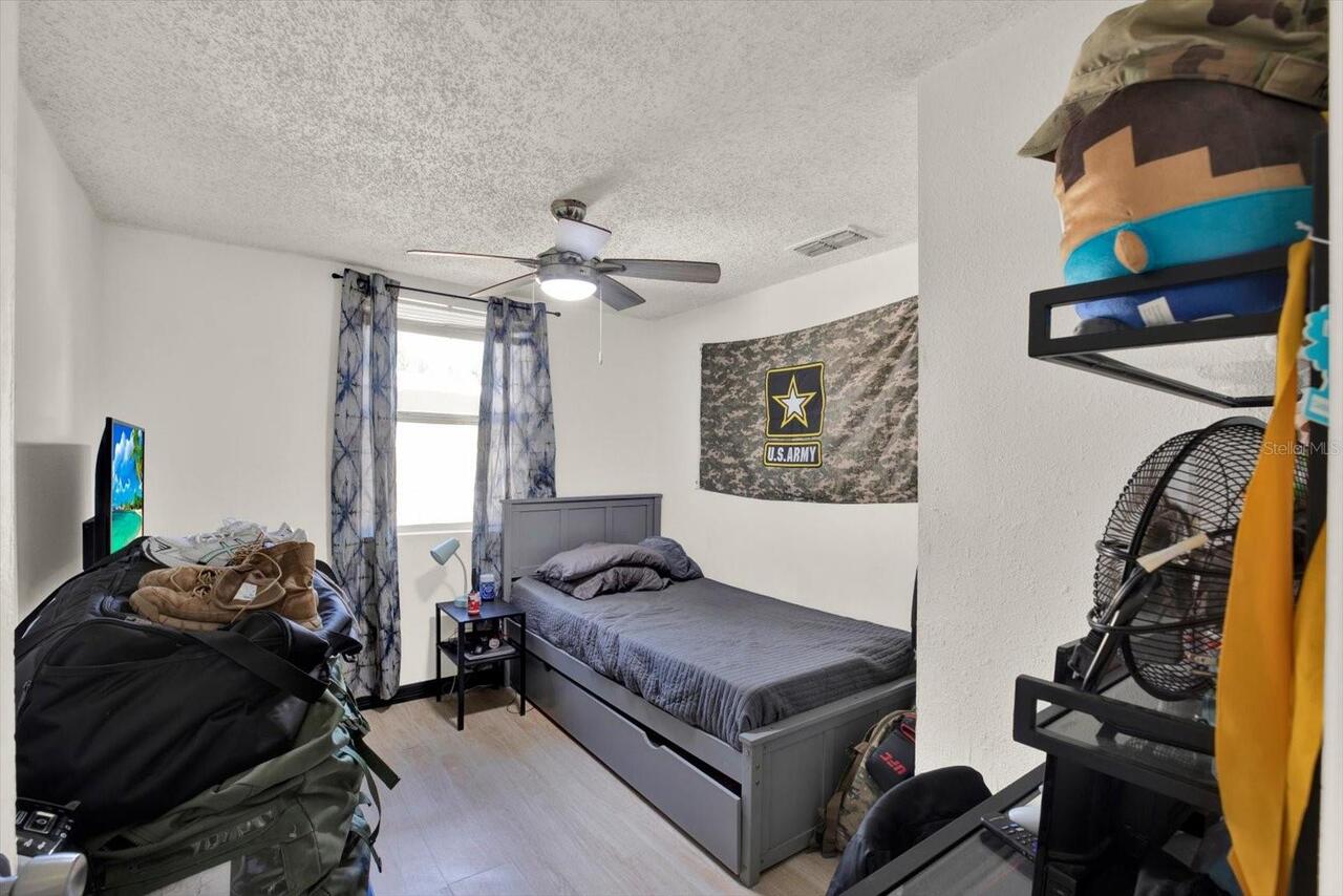 Listing Photo 14
