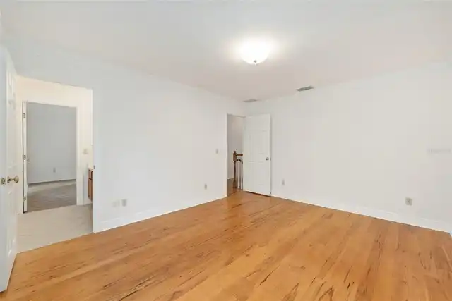 Listing Photo 44