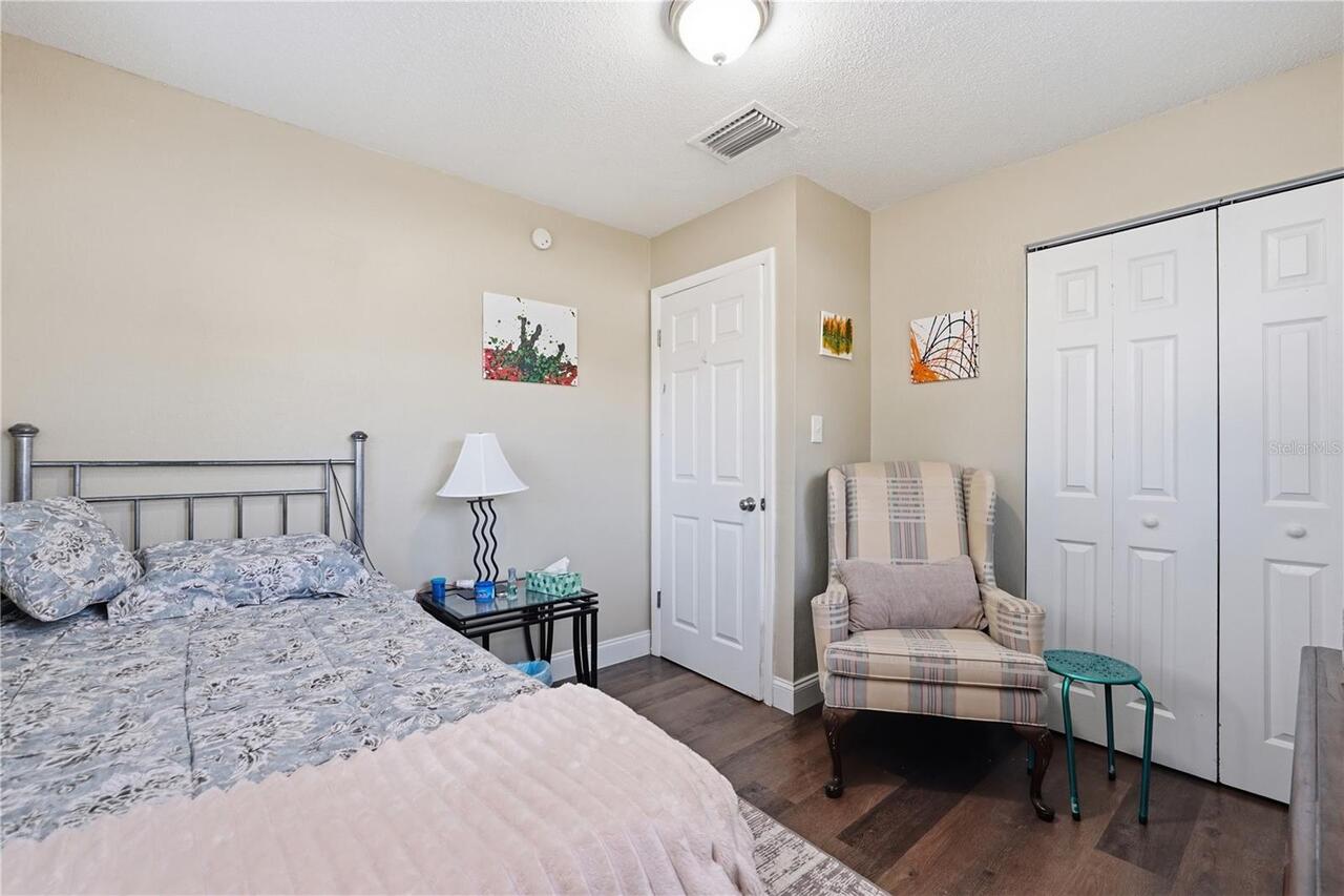 Listing Photo 14