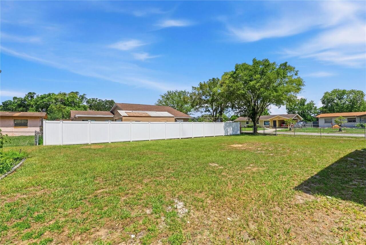 Listing Photo 16