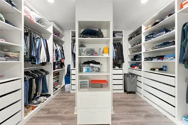 Listing Photo 15