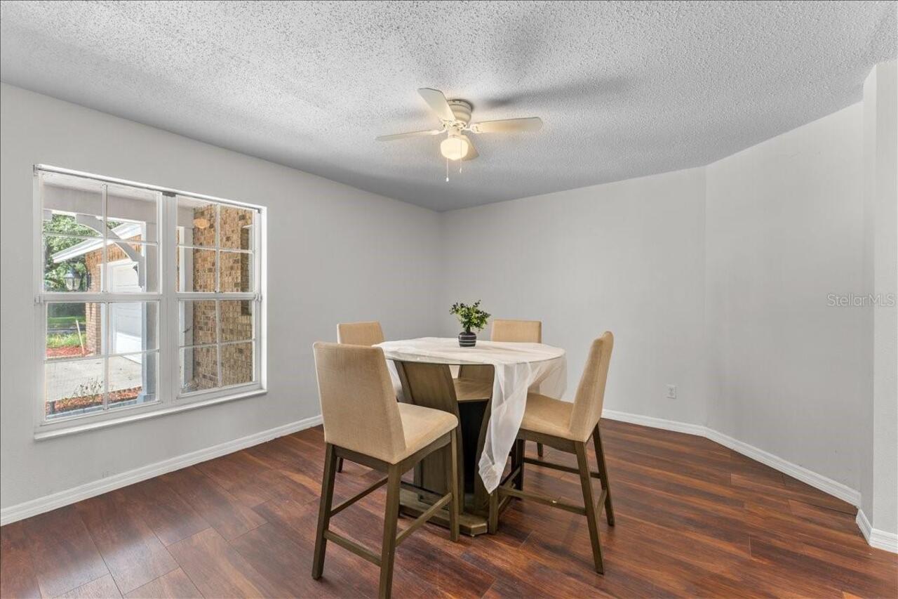 Listing Photo 14