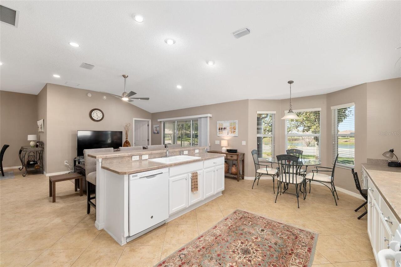 Listing Photo 17