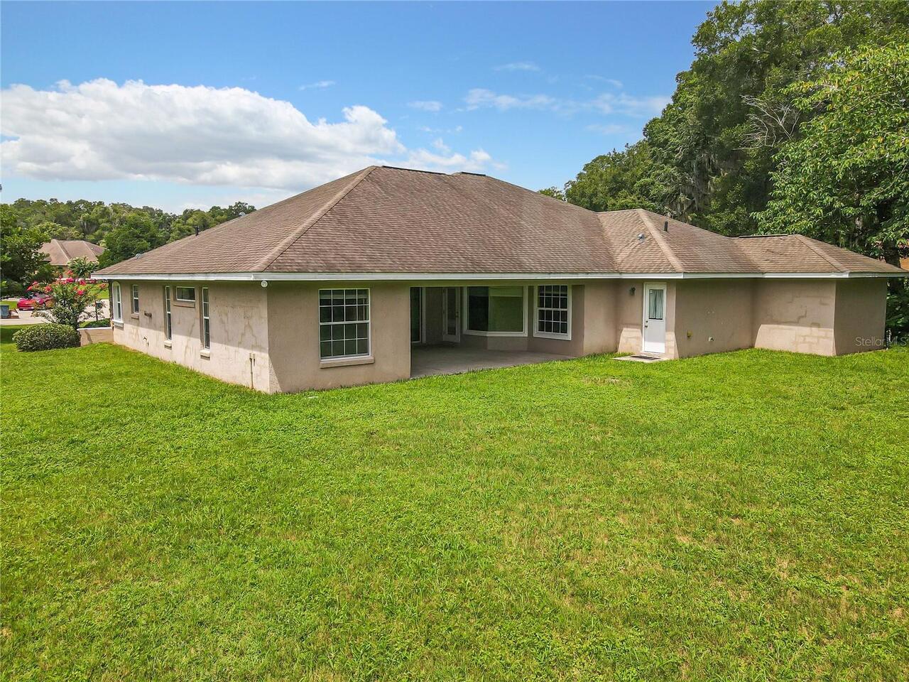 Listing Photo 8