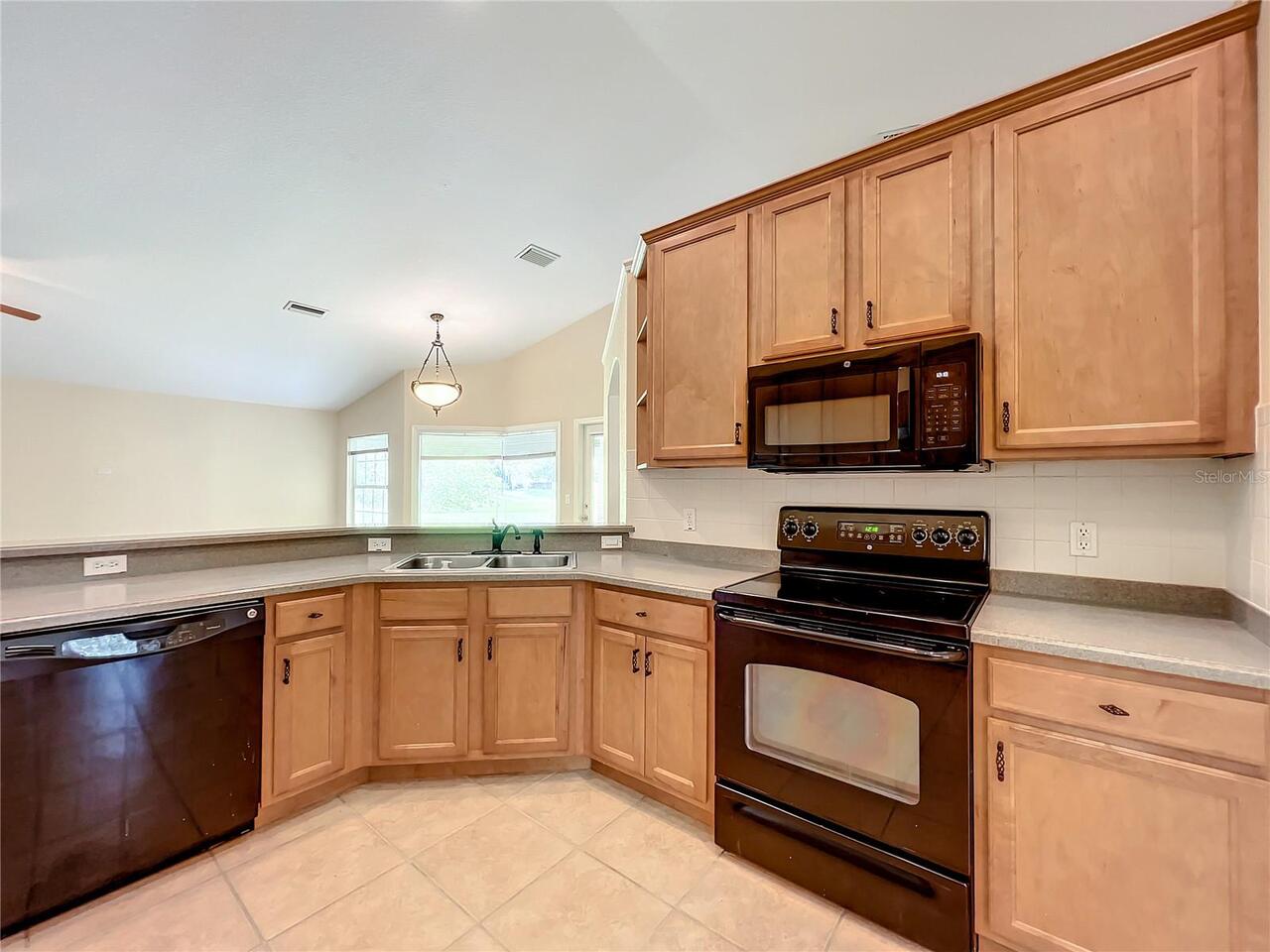 Listing Photo 32