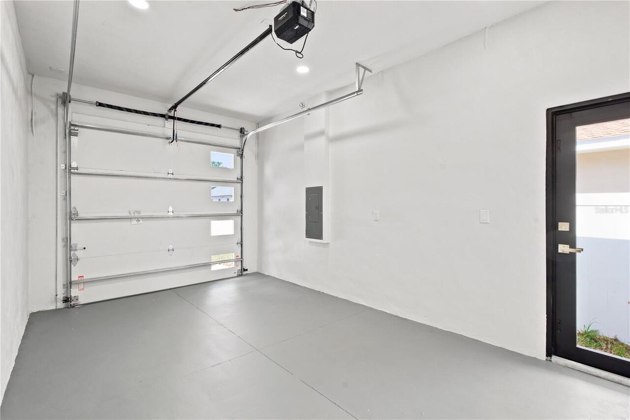 Listing Photo 32