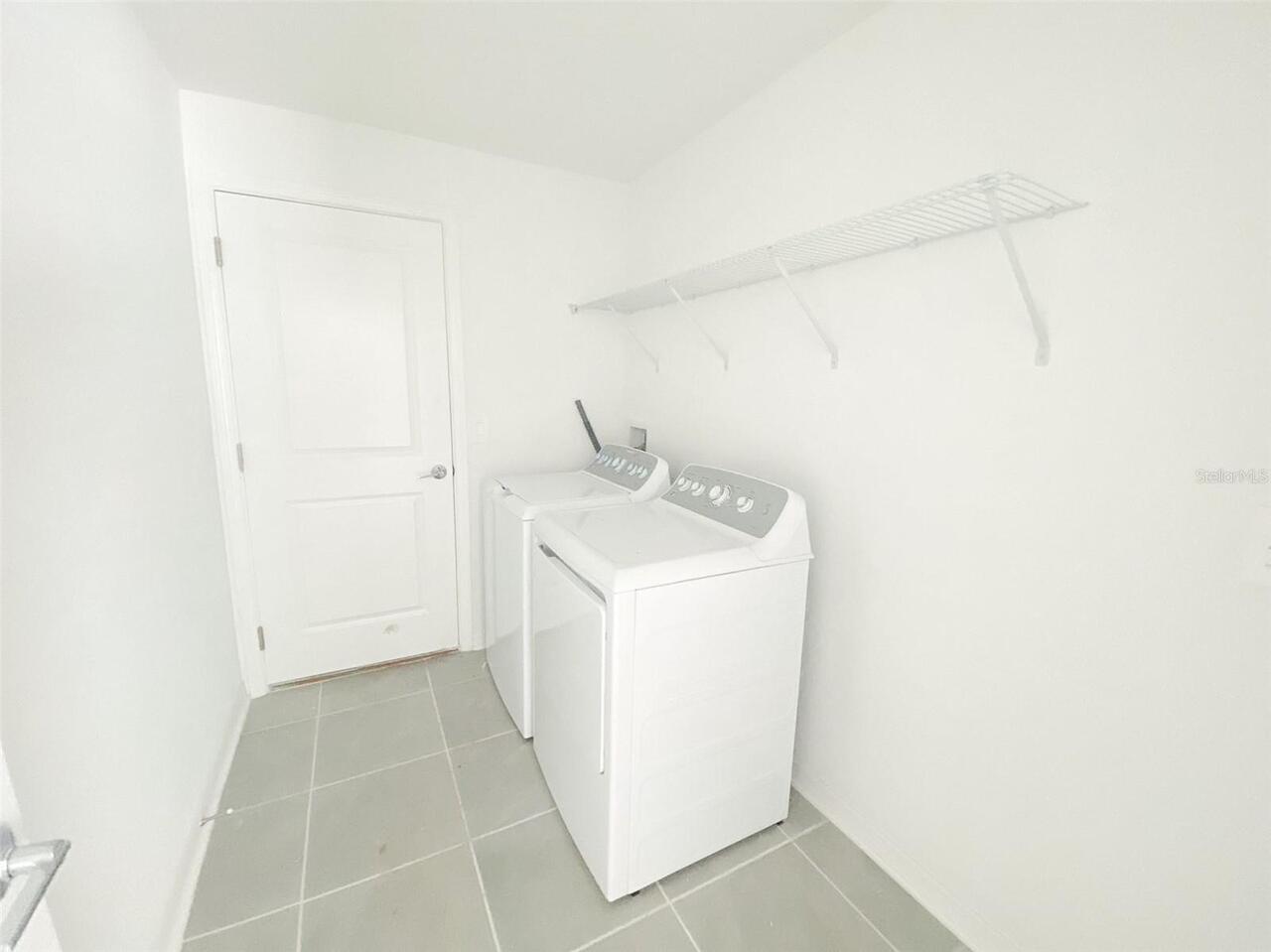 Listing Photo 12
