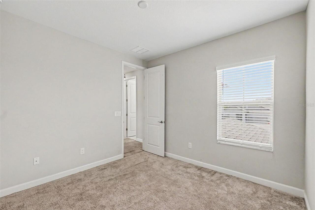 Listing Photo 32