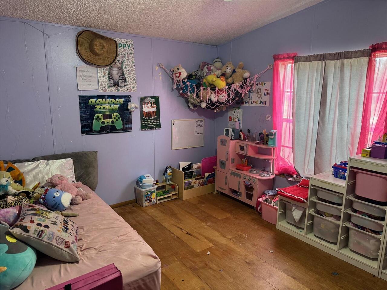Listing Photo 10