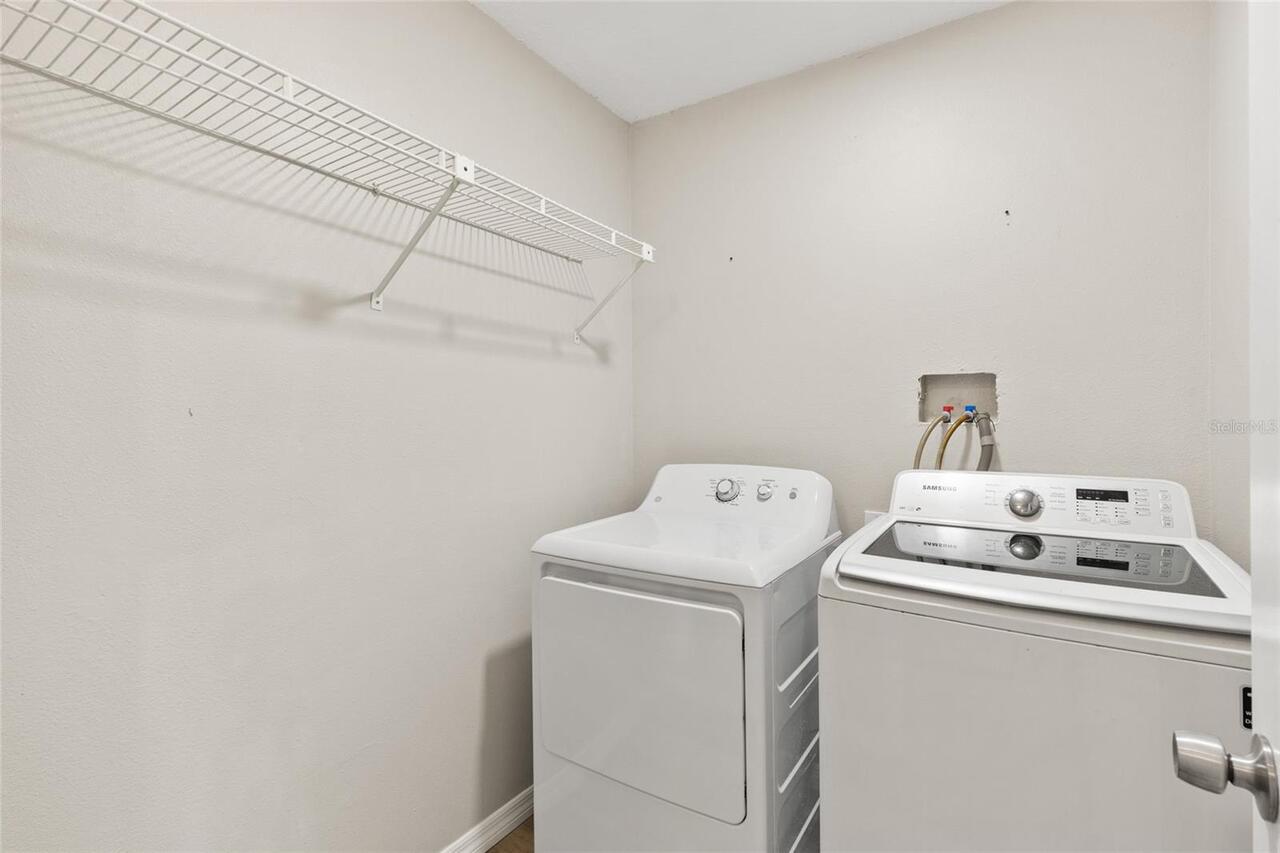 Listing Photo 12