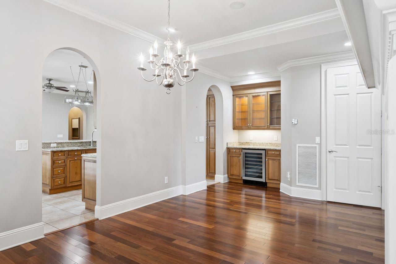 Listing Photo 10