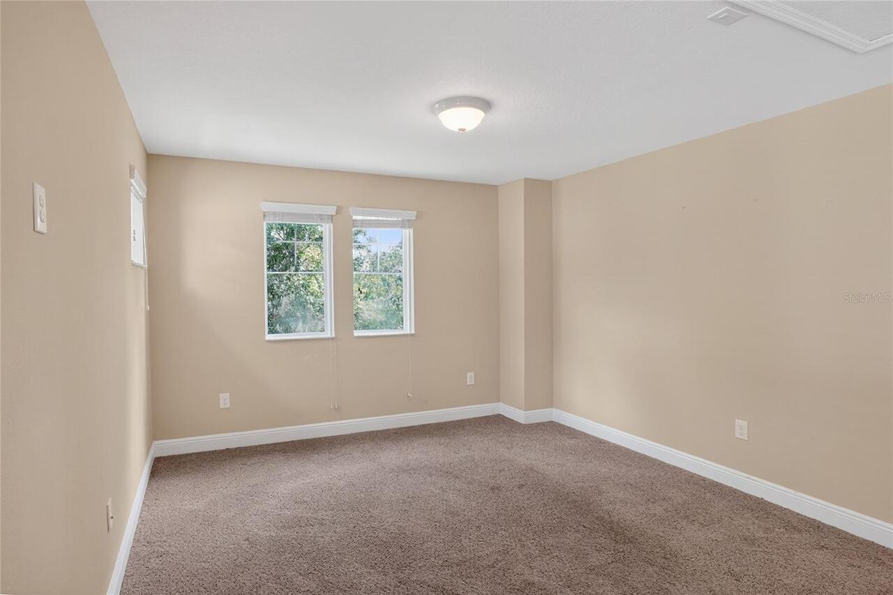 Listing Photo 33