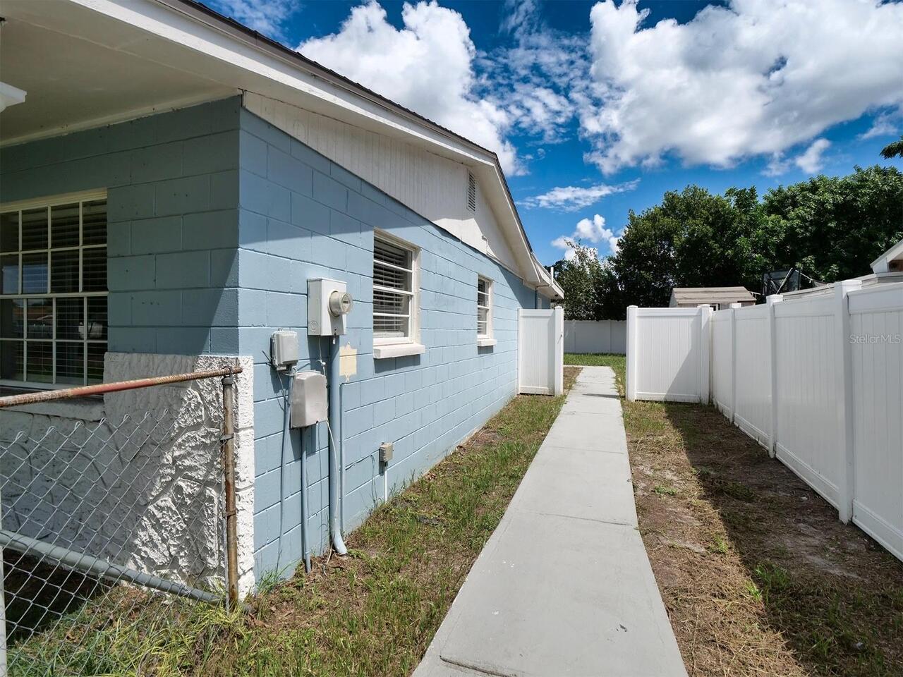 Listing Photo 8