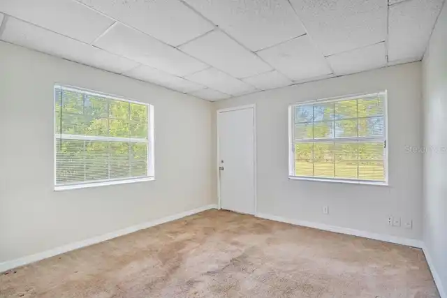 Listing Photo 15