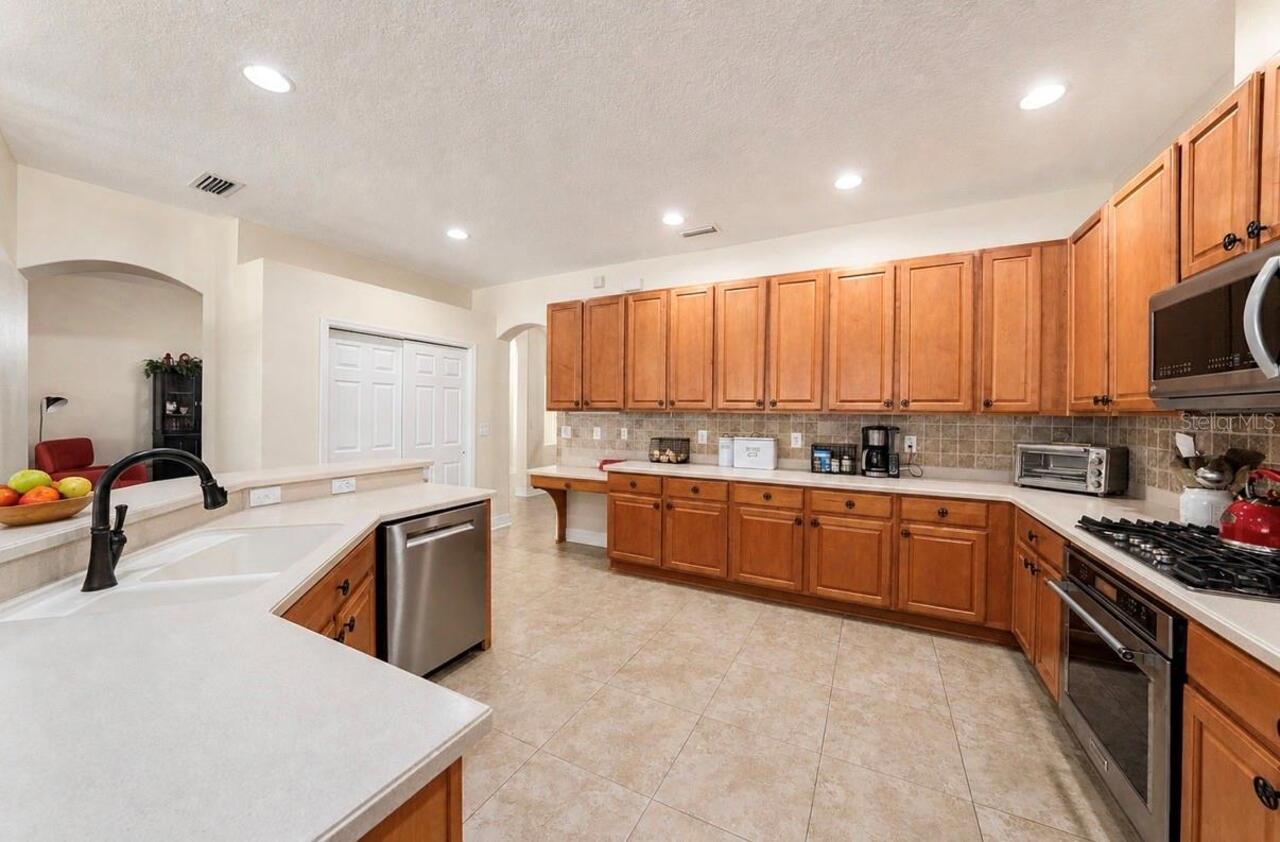 Listing Photo 7