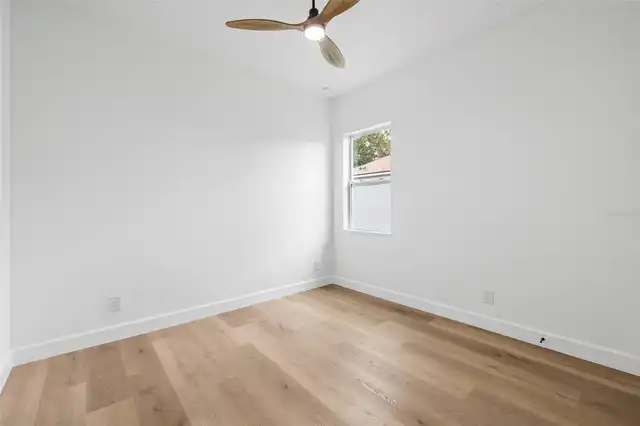 Listing Photo 34