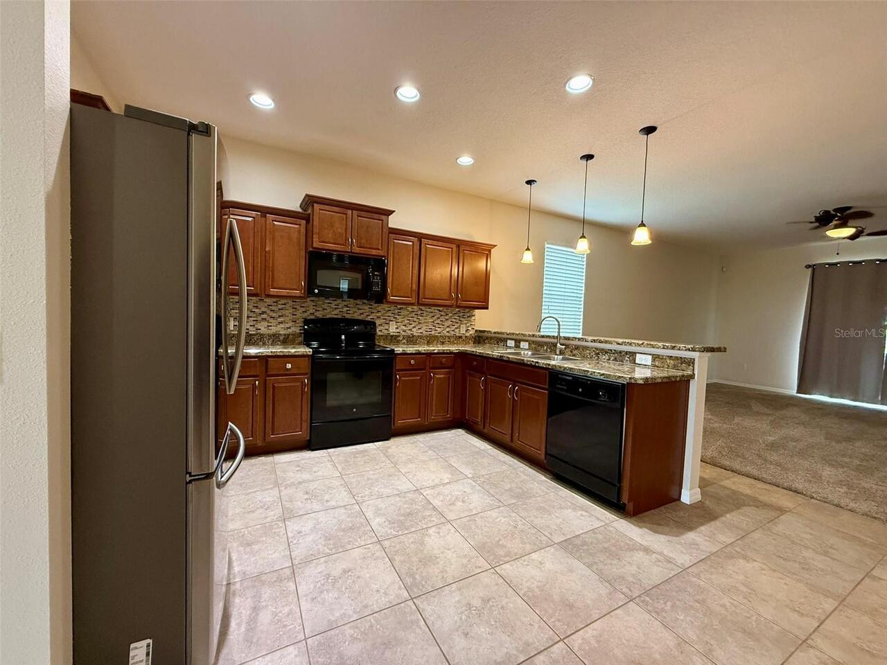 Listing Photo 9