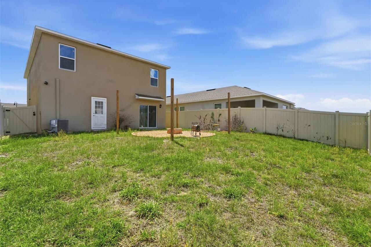 Listing Photo 14