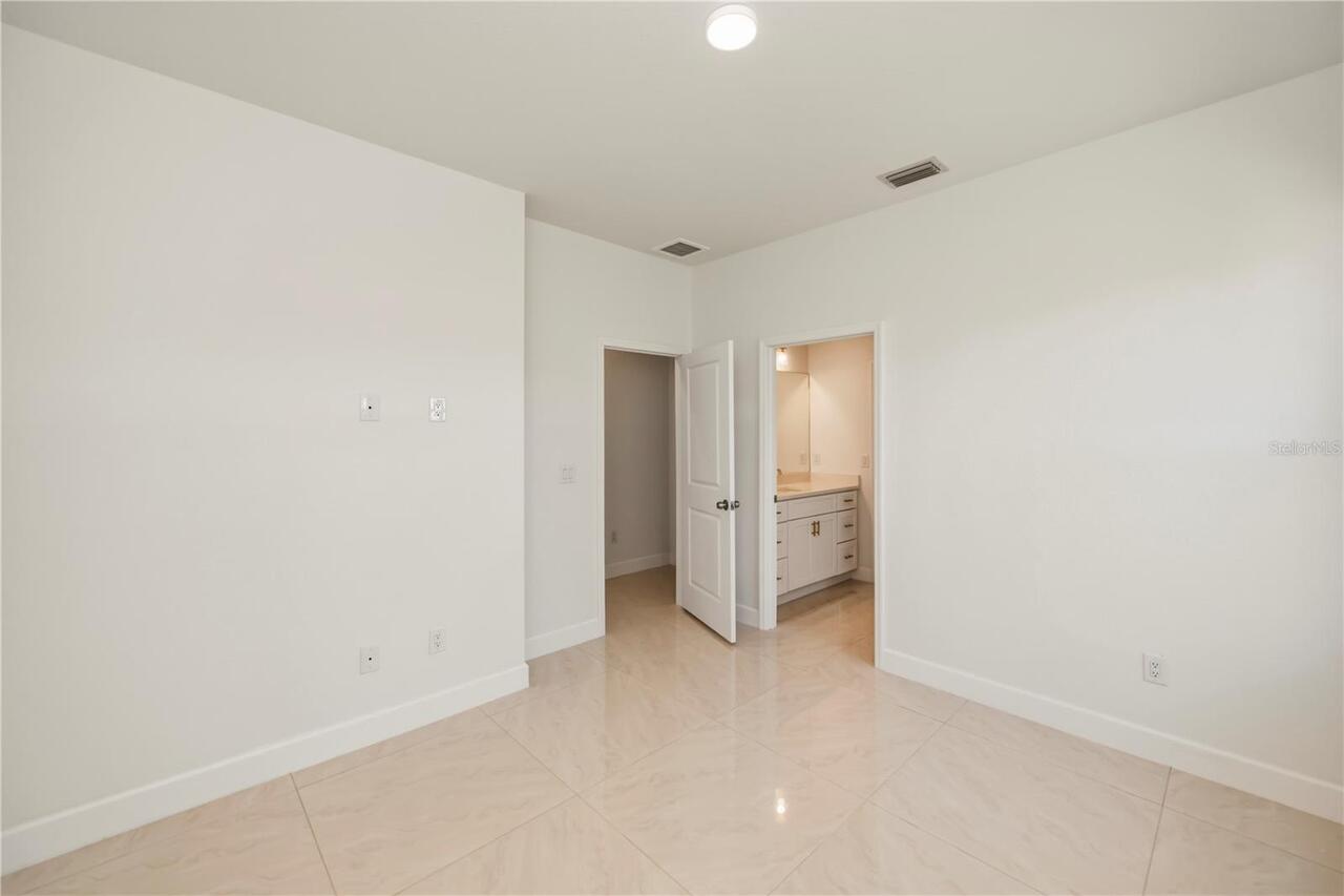 Listing Photo 36